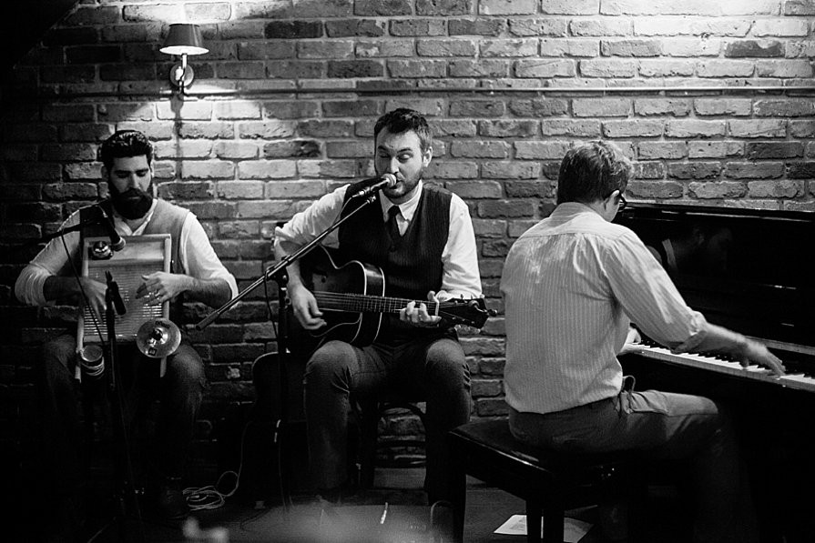 FoBo Jug Band at Bar Nightjar, photos courtesy of Frances Carlisle www.francescarlisle.co.uk